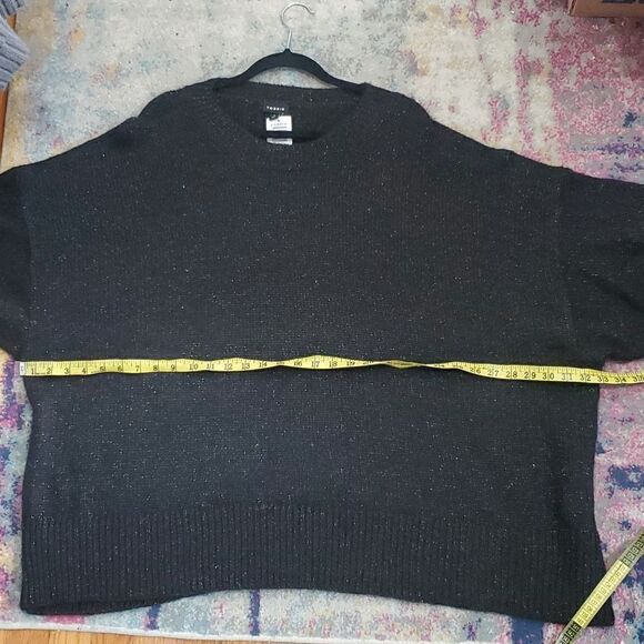 2 Torrid Sweaters Size 6X - Picture 6 of 16